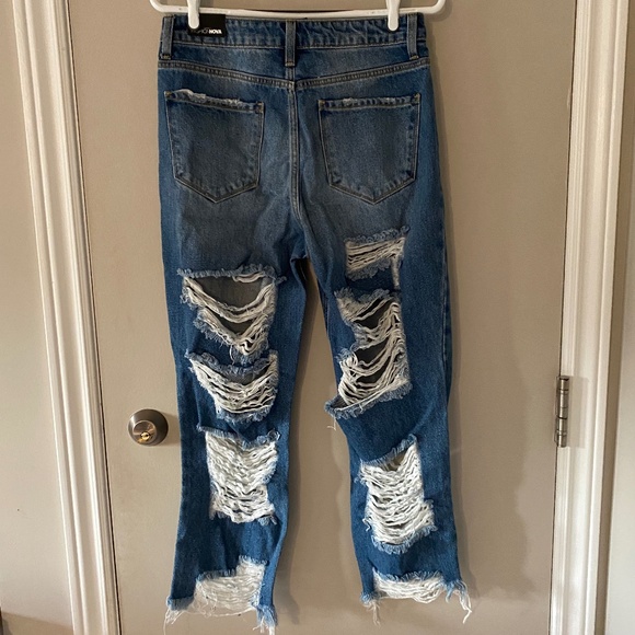 ANKEL LENGTH DISTRESSED BOYFRIEND JEANS FASHION NOVA | size: 7 - Picture 4 of 6